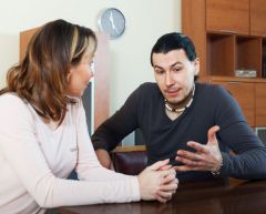 couple discussing divorce.
